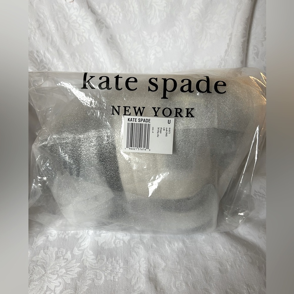 New Kate Spade Shaggy Fringed 3D Dog Crossbody - Picture 7 of 10